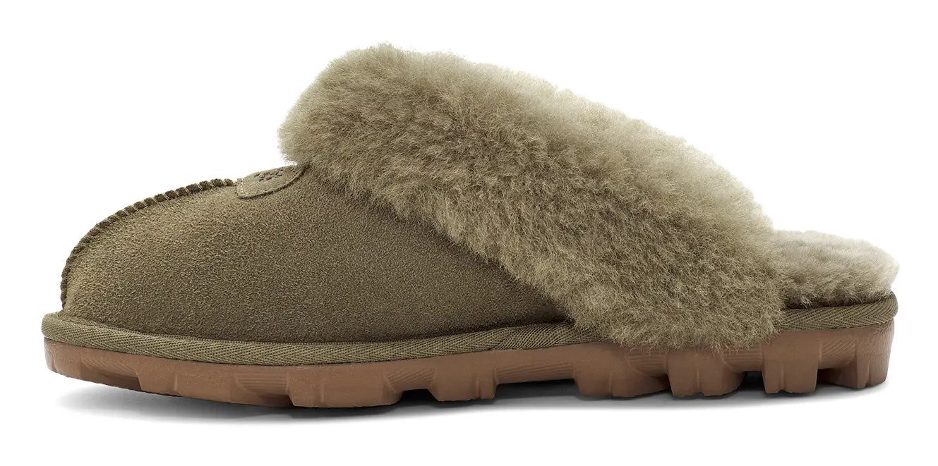 Women’s UGG Coquette Slipper – Luxurious Comfort for Indoor & Outdoor Wear UGG