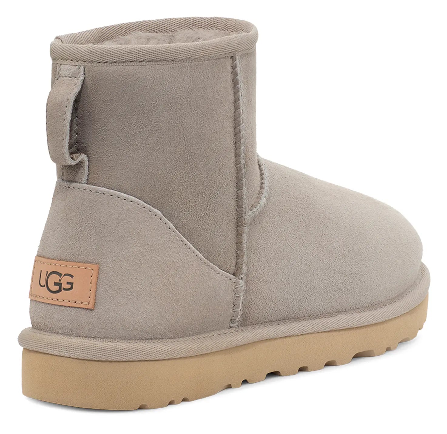 Women’s UGG Classic Mini II – Iconic Comfort & Effortless Style UGG