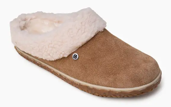 Women’s Minnetonka Spruce – Cozy Comfort for Home and Beyond