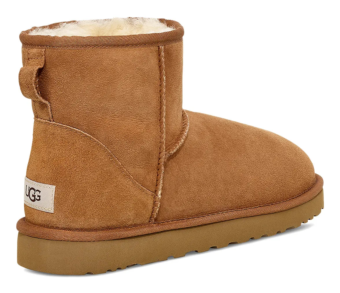 UGG Men's Classic Mini Boot – Iconic Comfort for Every Season UGG
