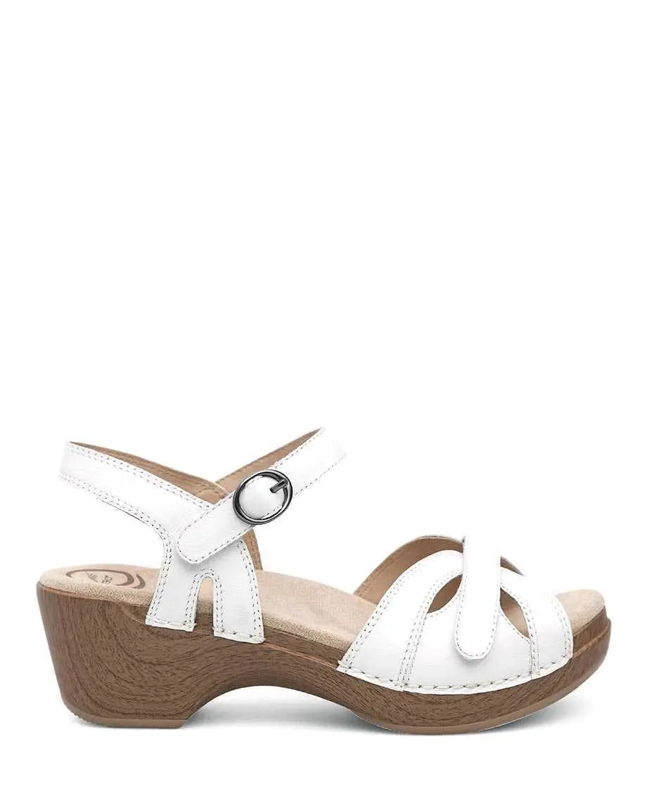 Women’s Dansko Season Sandal – Effortless Comfort with a Custom Fit