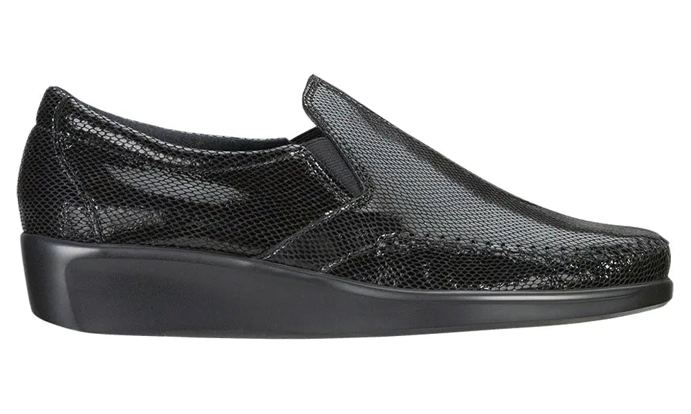Women’s SAS Dream – Sleek Leather Slip-On with Cushioning & Flexibility