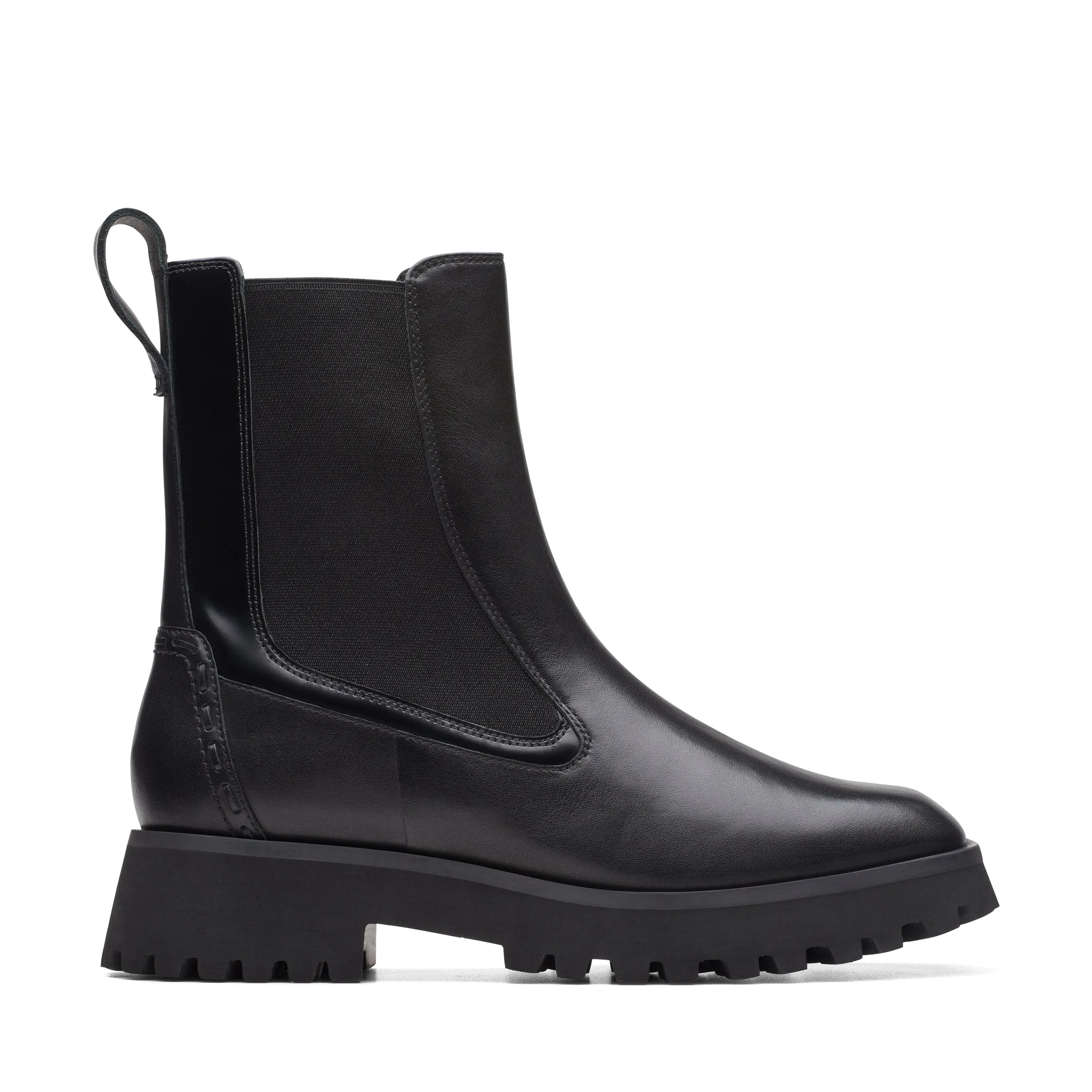 Women's Clarks Stayso Rise Chelsea Boot – Modern Edge Meets All-Day Comfort