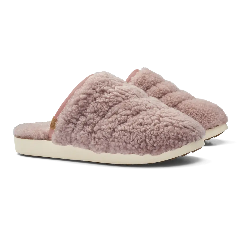 Women’s Pūpū Mua Slipper – Cozy Shearling & Island-Inspired Comfort