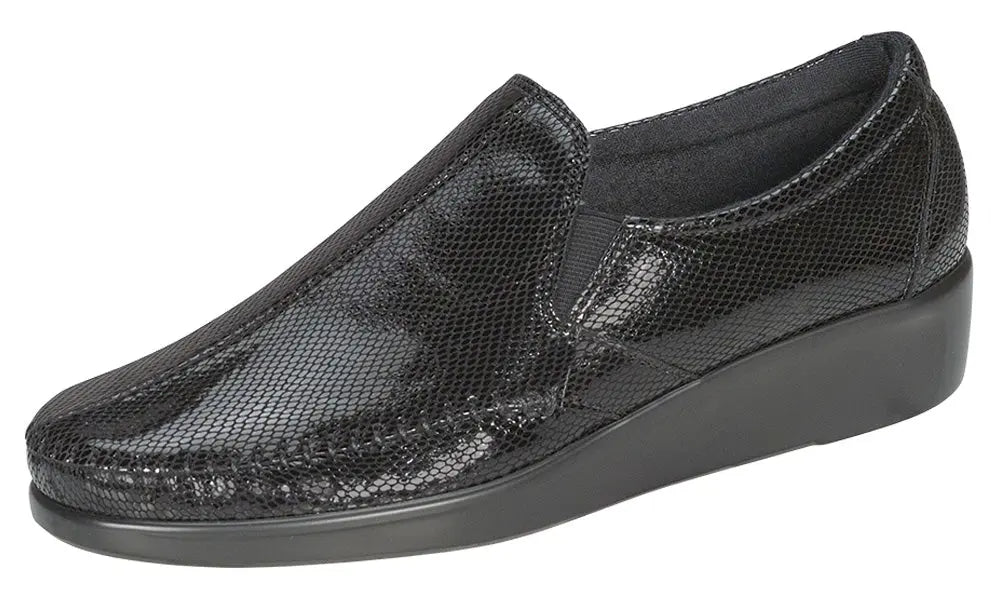Women’s SAS Dream – Sleek Leather Slip-On with Cushioning & Flexibility