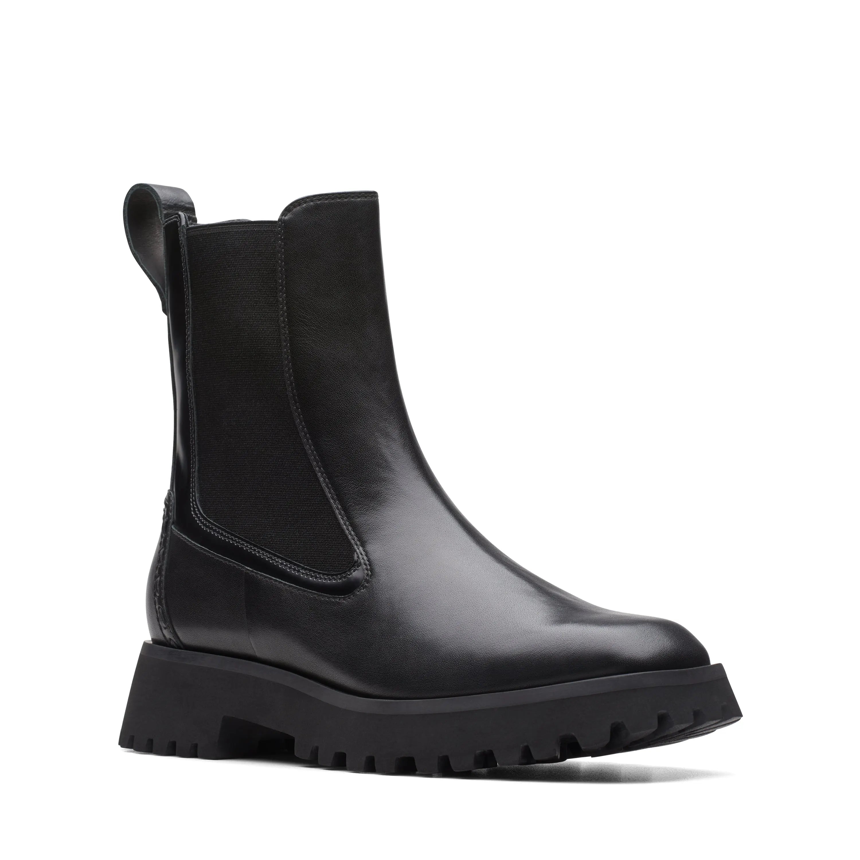 Women's Clarks Stayso Rise Chelsea Boot – Modern Edge Meets All-Day Comfort