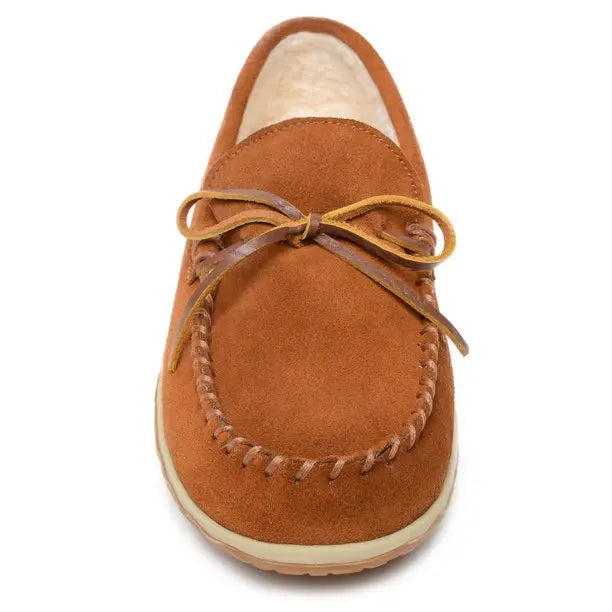 Men’s Minnetonka Taft Moccasin – Cozy, Durable & Built for All-Day Comfort