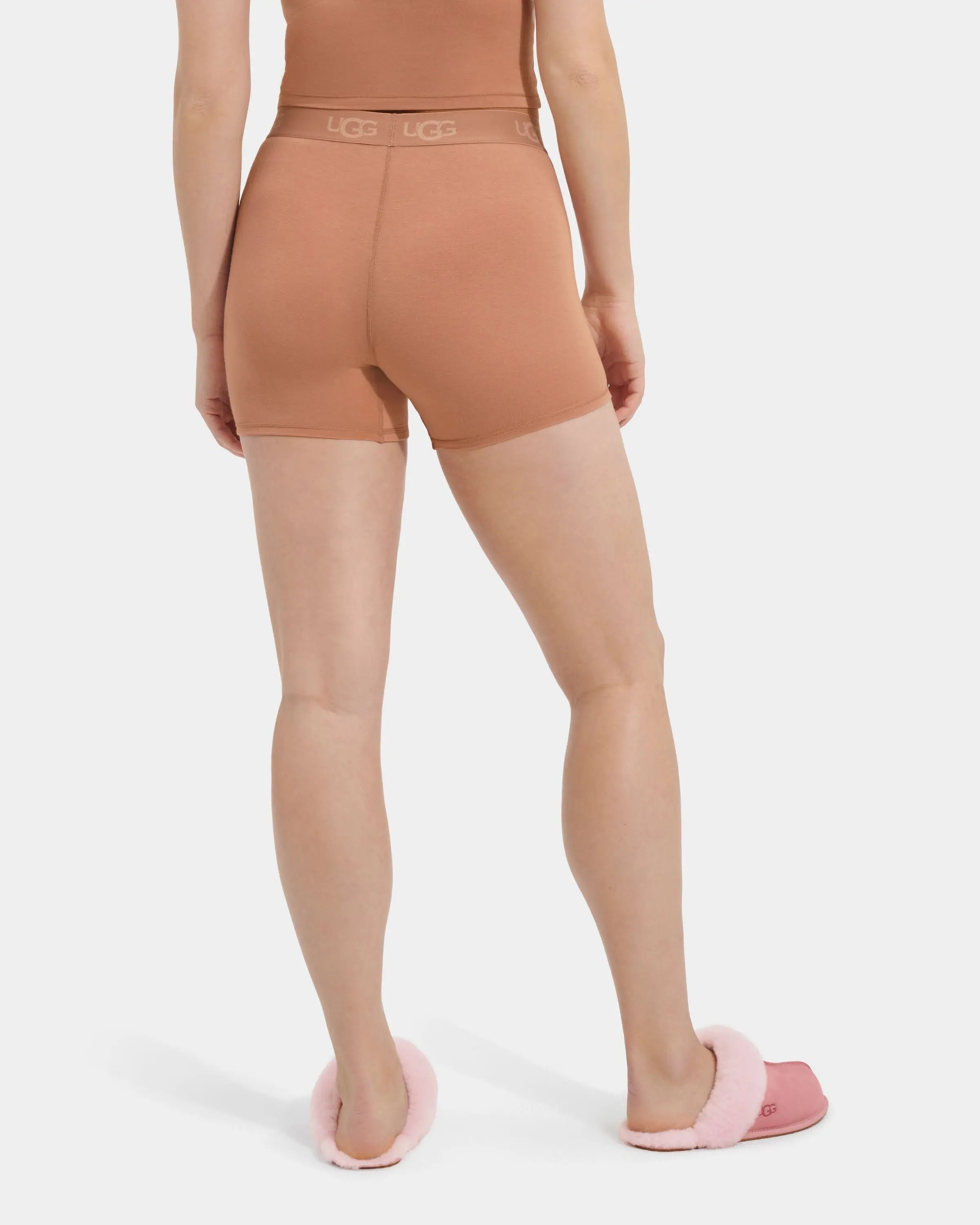 UGG Alexiah Boy Short – Effortless Comfort and Style
