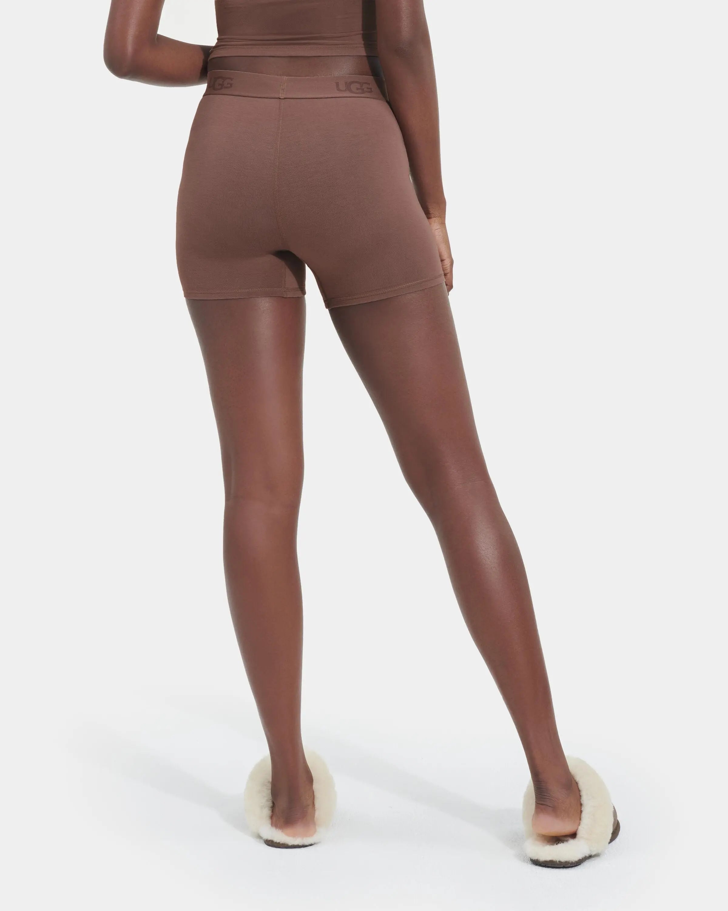 UGG Alexiah Boy Short – Effortless Comfort and Style