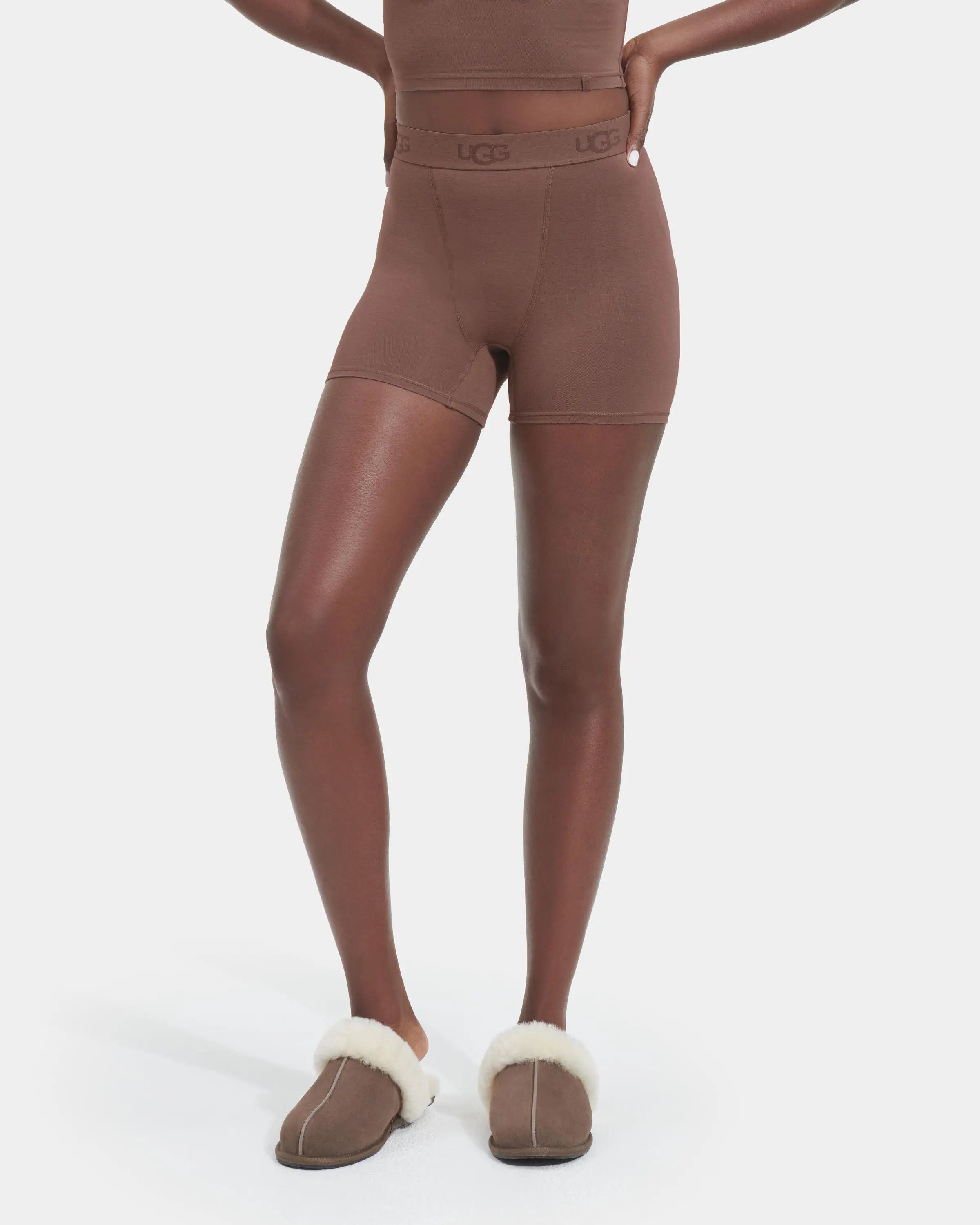UGG Alexiah Boy Short – Effortless Comfort and Style