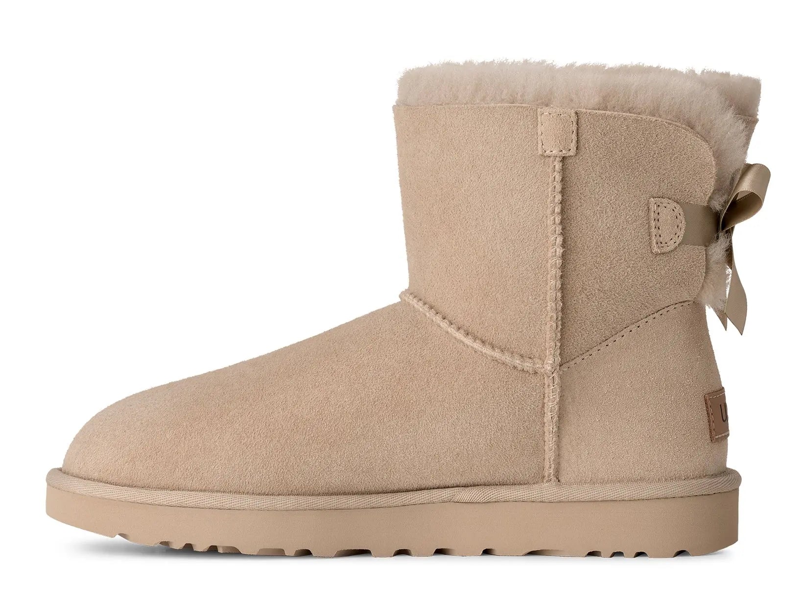 Women’s UGG Mini Bailey Bow II – Cozy Sheepskin Boot with a Feminine Touch