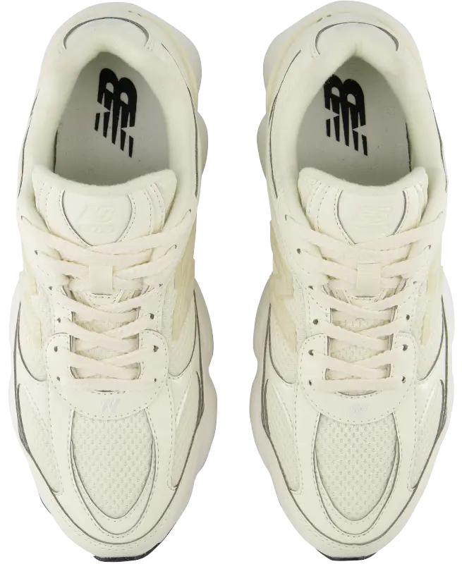 Women's New Balance 603 – Vintage-Inspired Sneakers