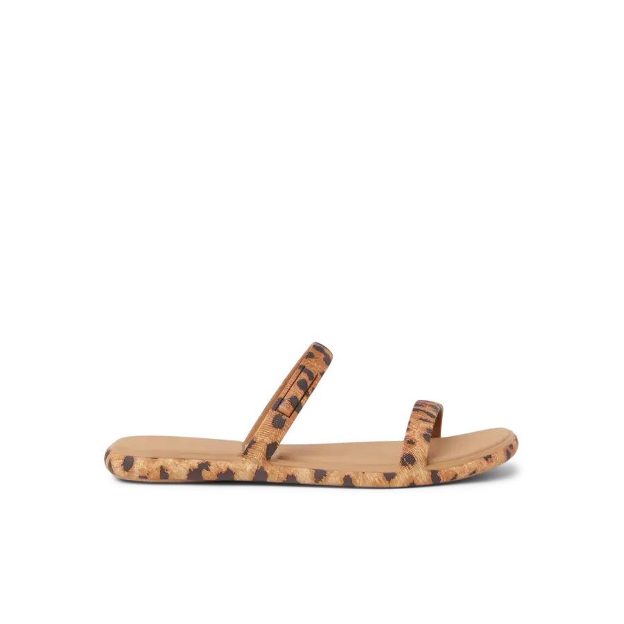 Reef Water Willow Marina – Women’s Square Toe Water-Friendly Sandal  LEOPARD-10  REEF