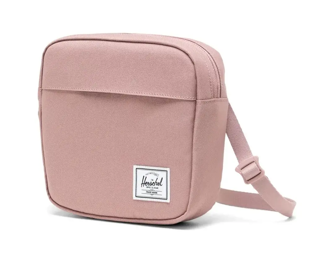 Herschel Classic Crossbody Bag – Timeless, Functional Everyday Carry    HERSCHEL SUPPLY