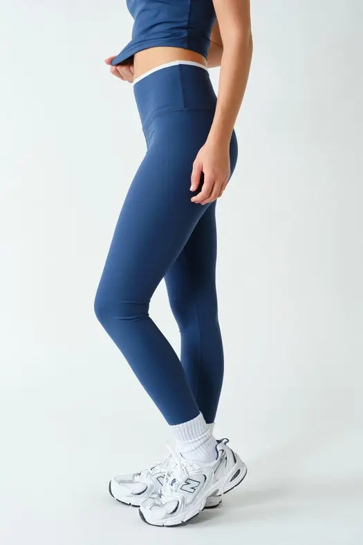 Mono B Align Trimmed Cami Tank & Legging Set – Sleek Style with a Coordinated Fit