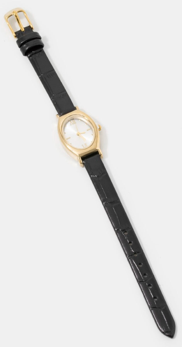 Fame Eternal Oval Timeless Watch – Vintage Oval Leather Strap    FAME ACCESSORIES