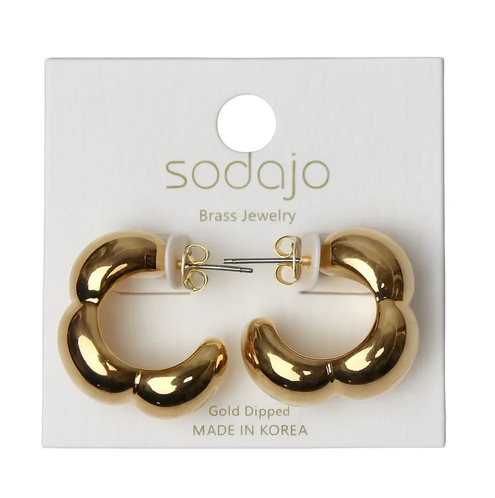 Joia Accessories Ellie Cushion Hoop Earrings – Bold Gold Statement Hoops    JOIA TRADING CO.