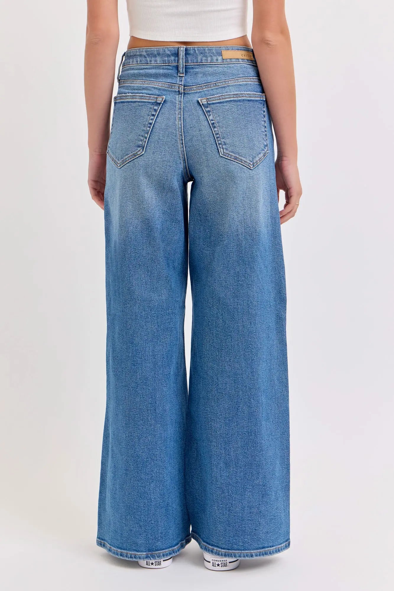 Cello Jeans Georgia High Rise Wide Leg Jeans – Medium Wash Denim    WAT? JEANS & CELLO JEANS