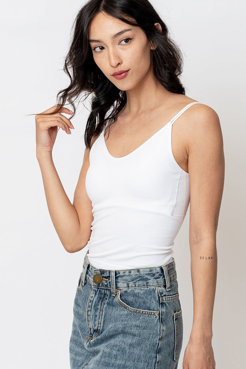 Maya Cami Top – Sleek, Supportive & Effortlessly Versatile