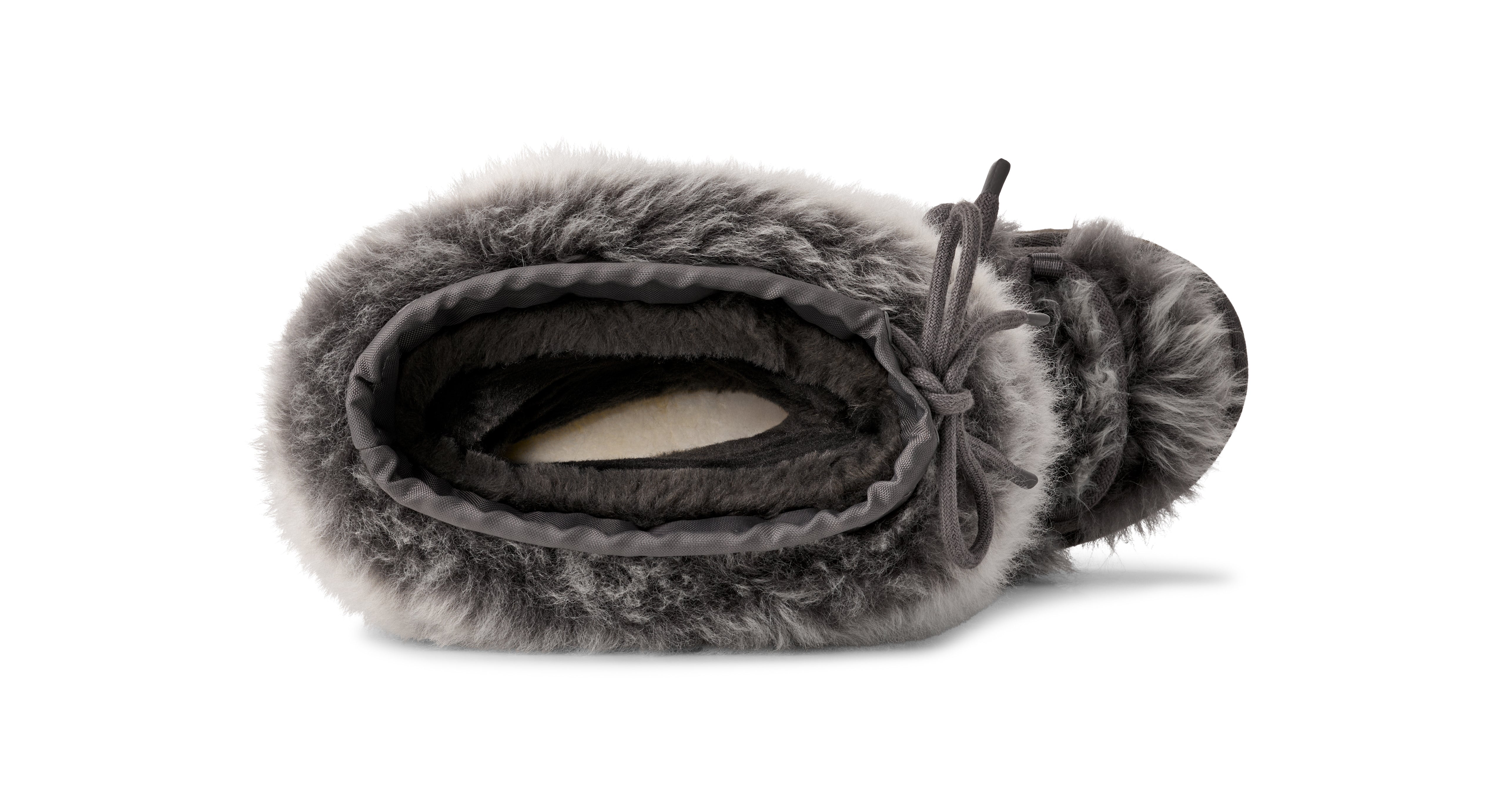 Women’s UGG Classic Tall Chalet – Cozy Winter Boot with UGGplush™ Comfort    UGG