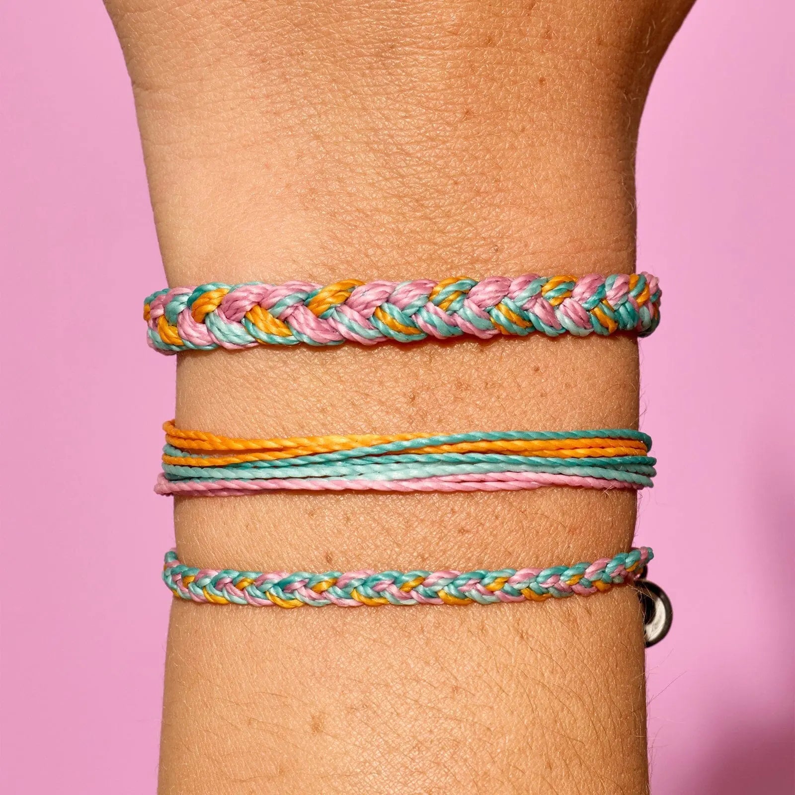 Pura Vida Original Bracelet – A Handcrafted, Waterproof Essential    PURA VIDA BRACELETS