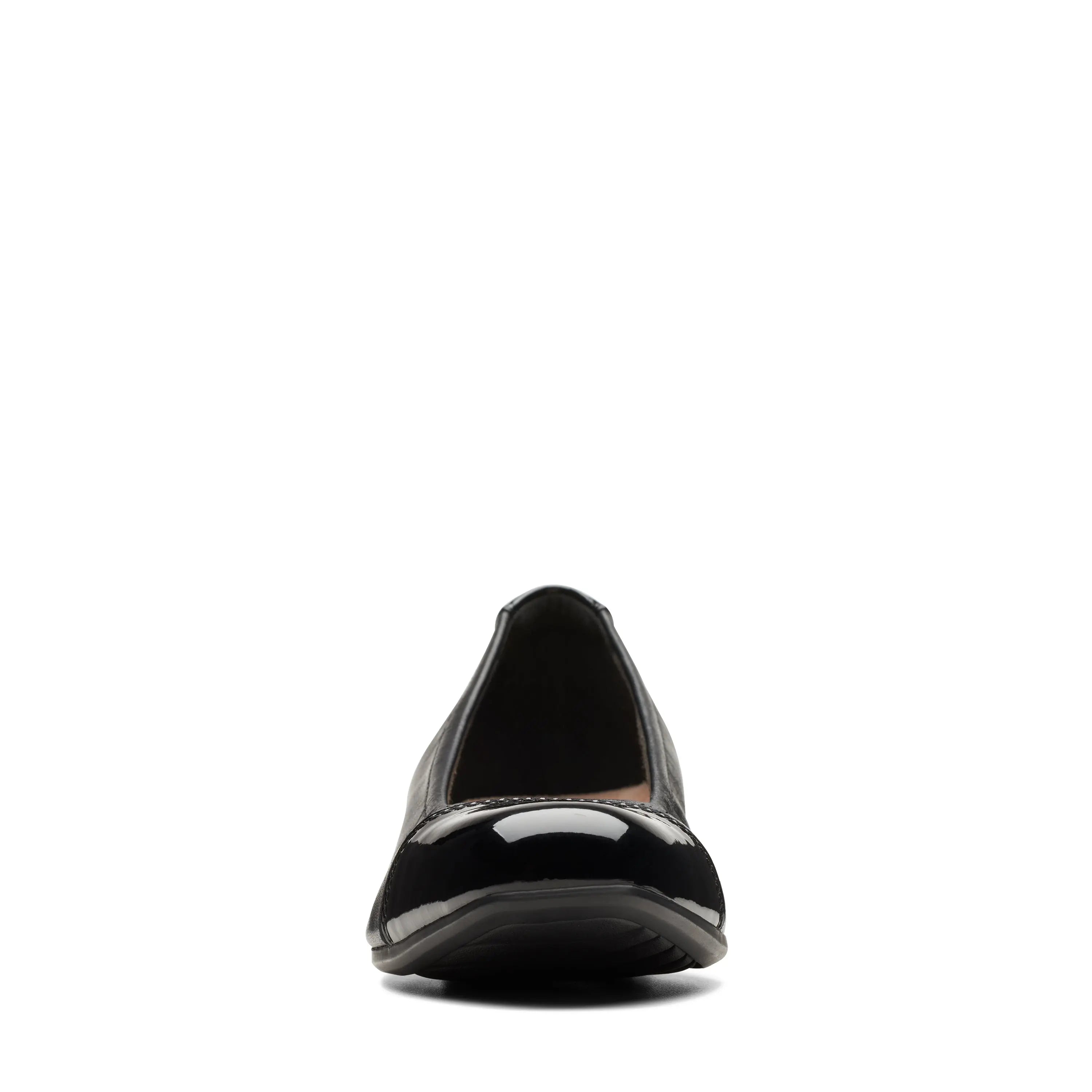 Clarks Women’s Juliet Step – Leather Cap-Toe Slip-On Flat    CLARKS
