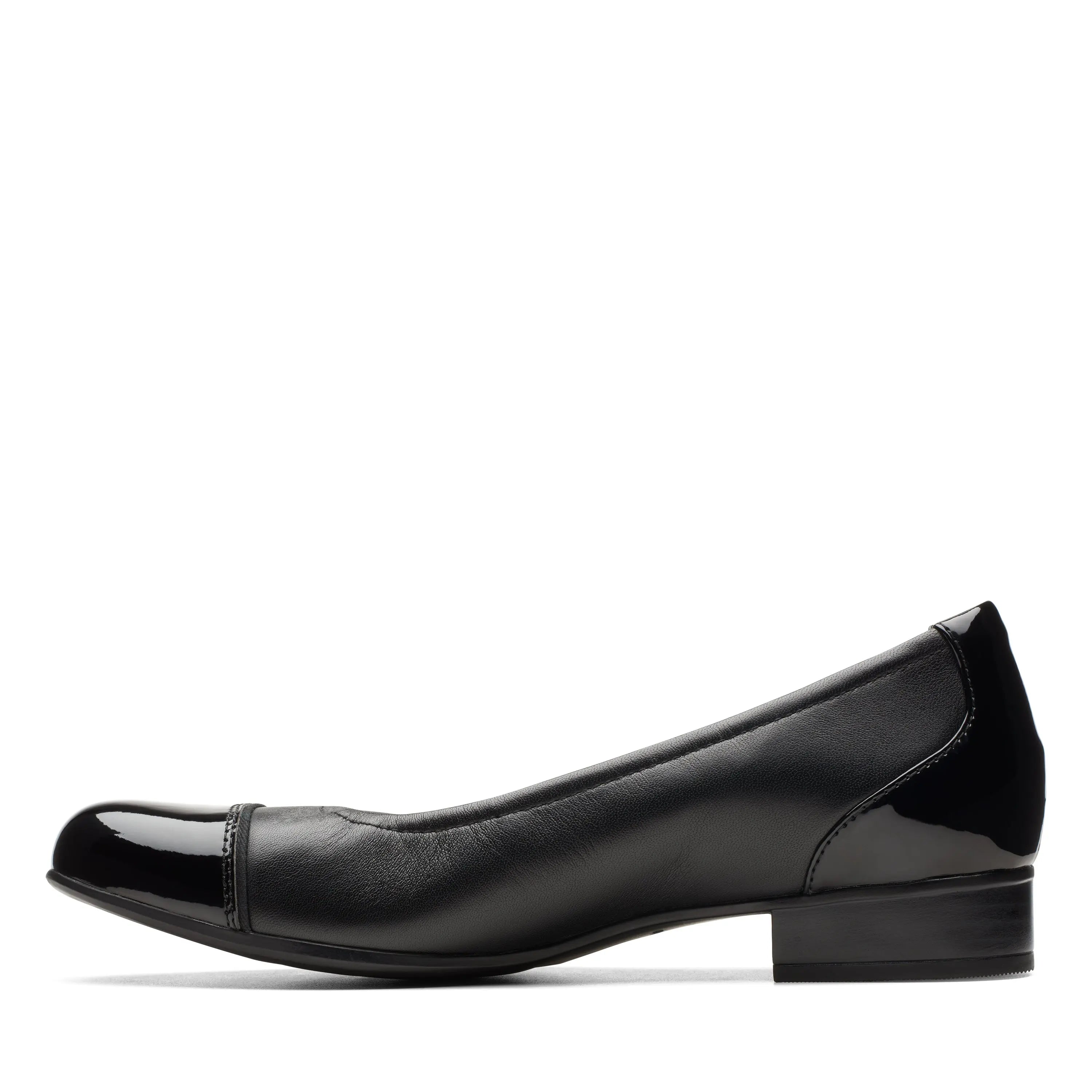 Clarks Women’s Juliet Step – Leather Cap-Toe Slip-On Flat    CLARKS