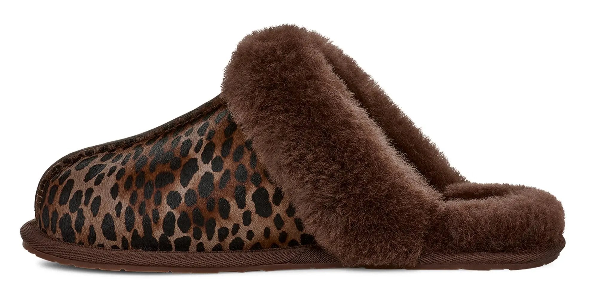Women’s UGG Scuffette Caspian – Luxe Comfort with Bold Style    UGG