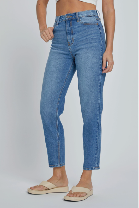 Cello Jeans High Rise Mom Jean Ankle Length – A Modern Take on a Classic Favorite    WAT? JEANS & CELLO JEANS