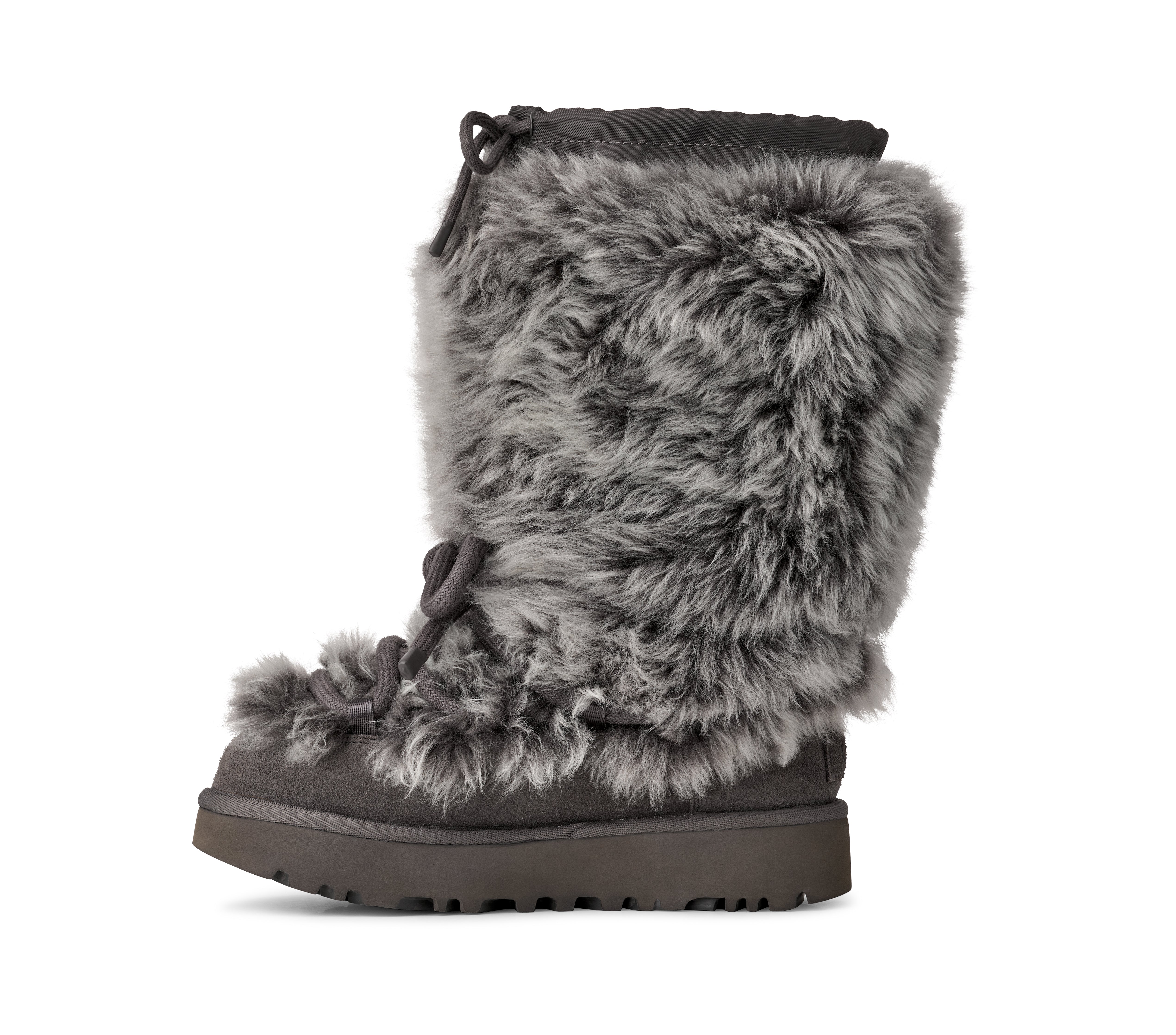 Women’s UGG Classic Tall Chalet – Cozy Winter Boot with UGGplush™ Comfort    UGG