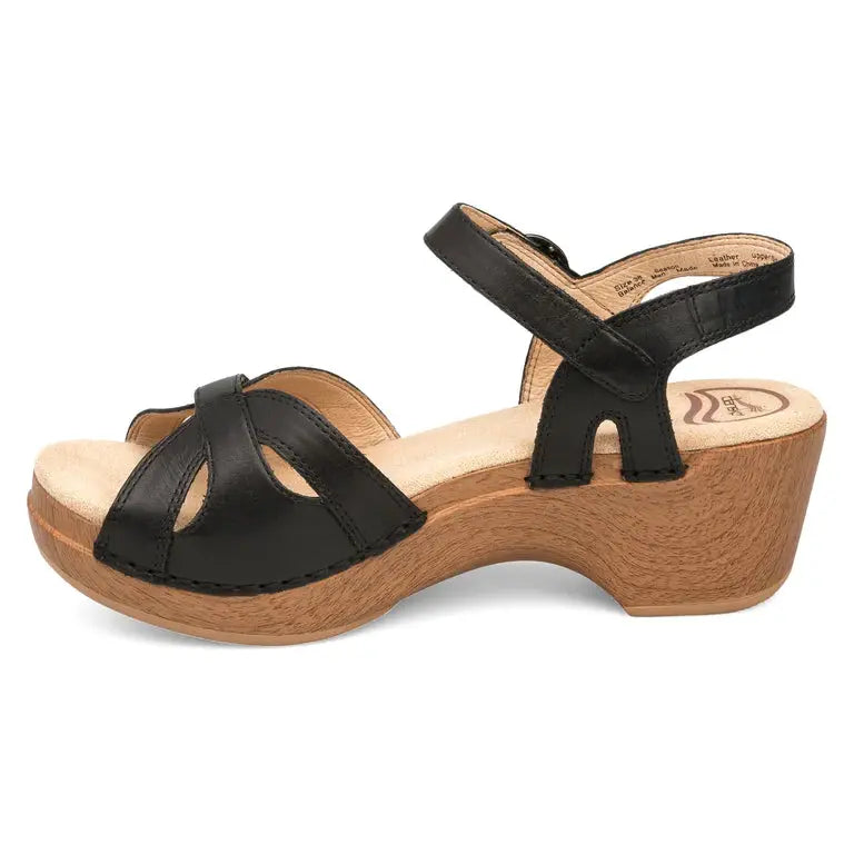 Women’s Dansko Season Sandal – Effortless Comfort with a Custom Fit    DANSKO