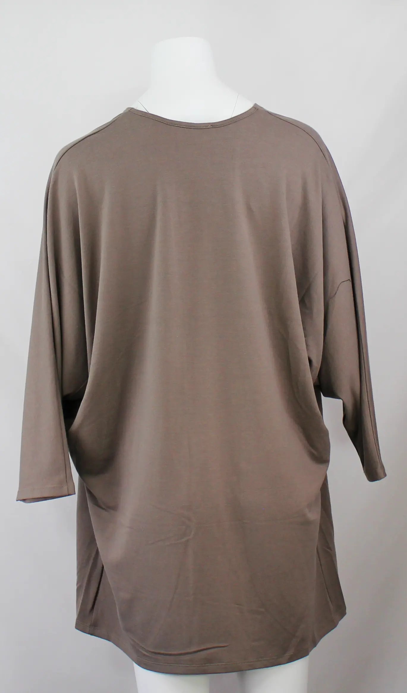 Keren Hart Chrissy Cardigan – Lightweight, Relaxed, Effortlessly Versatile    KEREN HART