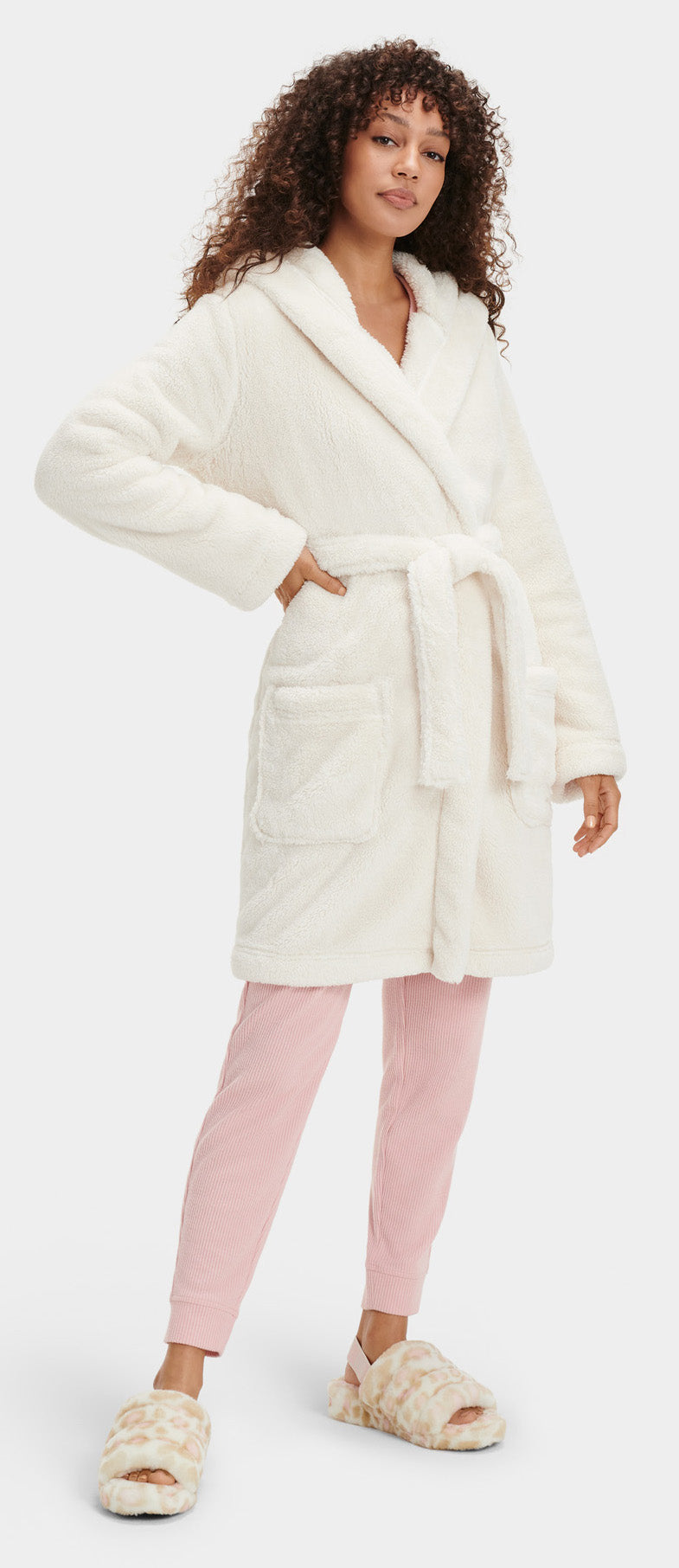 UGG Aarti Robe – Cozy, Plush, and Perfect for Lounging    UGG
