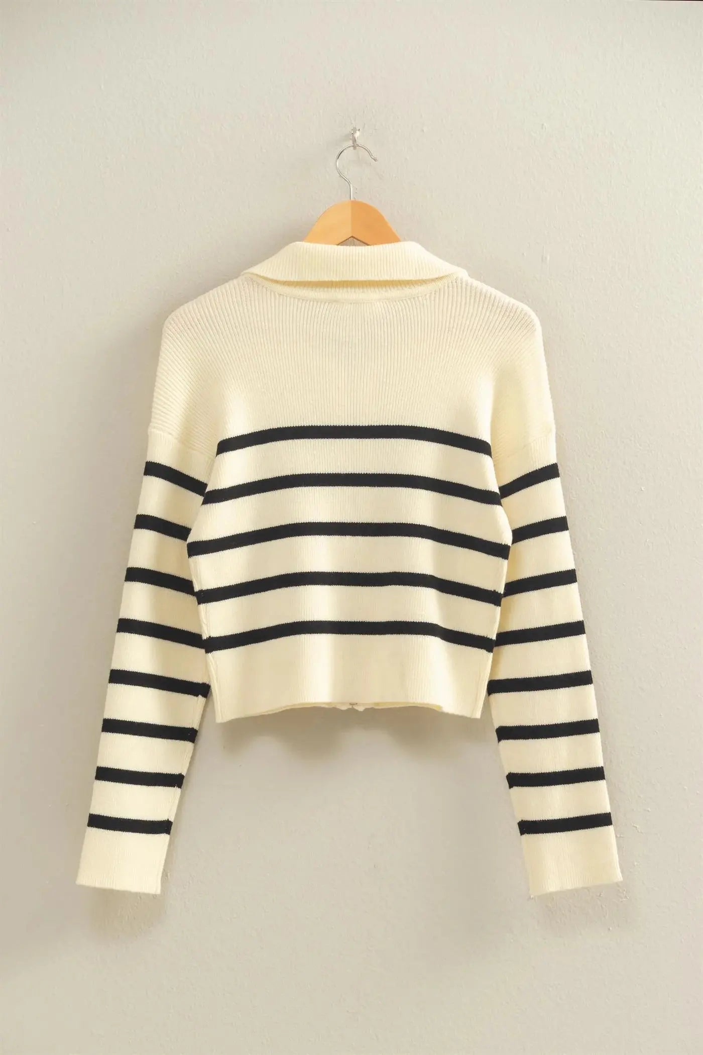 Hyfive Inc. Autumn Chill Sweater – Ribbed Stripe Zip Collar Knit    HYFIVE INC