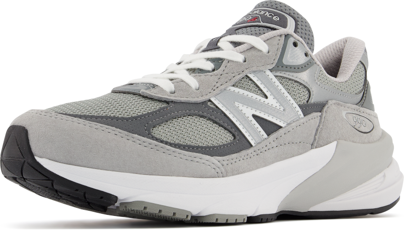 Women's 990v6