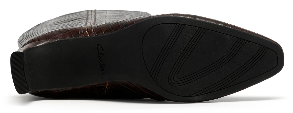 Women’s Clarks Edina Tall – Timeless Elegance with Everyday Comfort