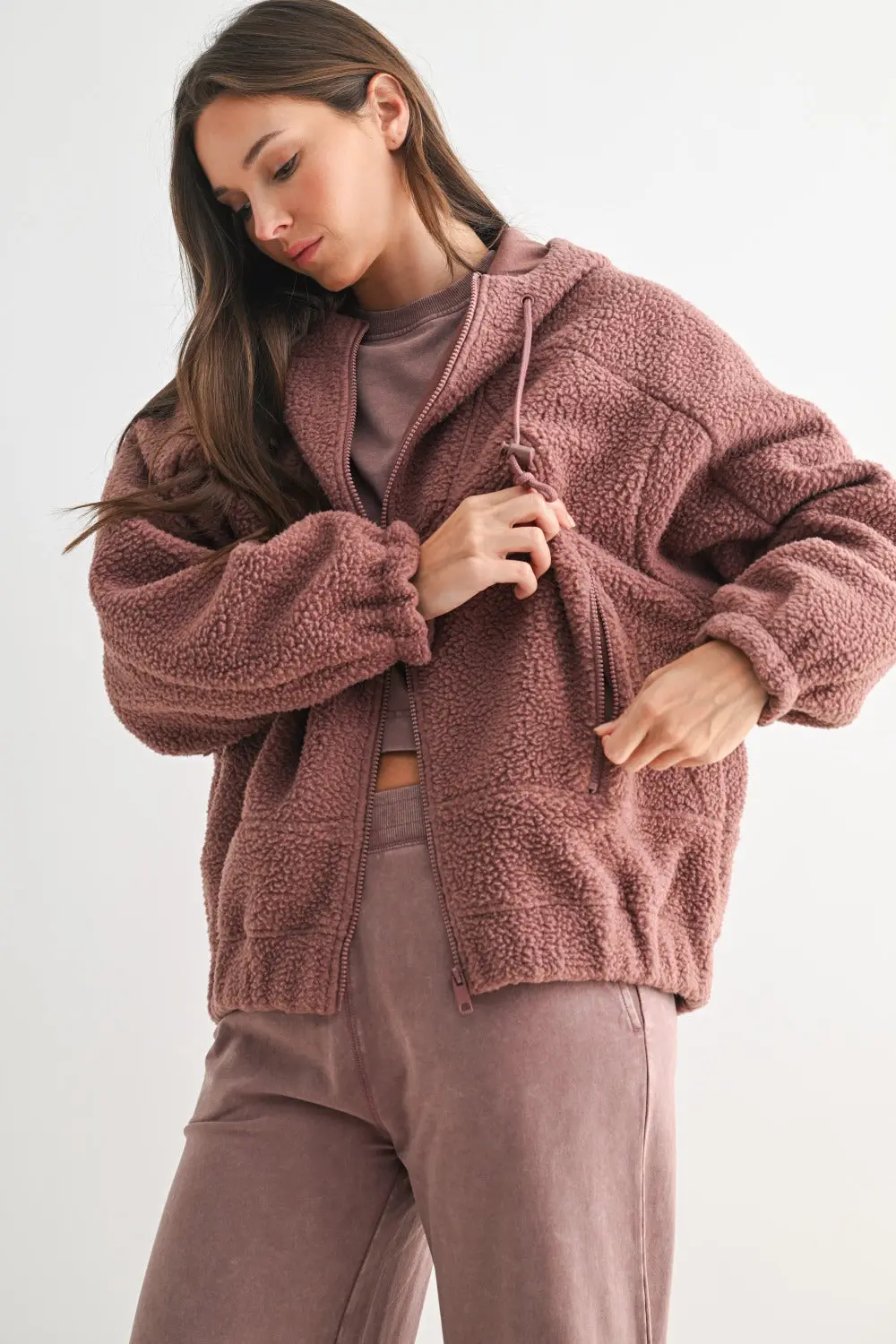 Mono B Alpine Fleece Zip-Up Hoodie – Cozy Sherpa Warmth    MONO B