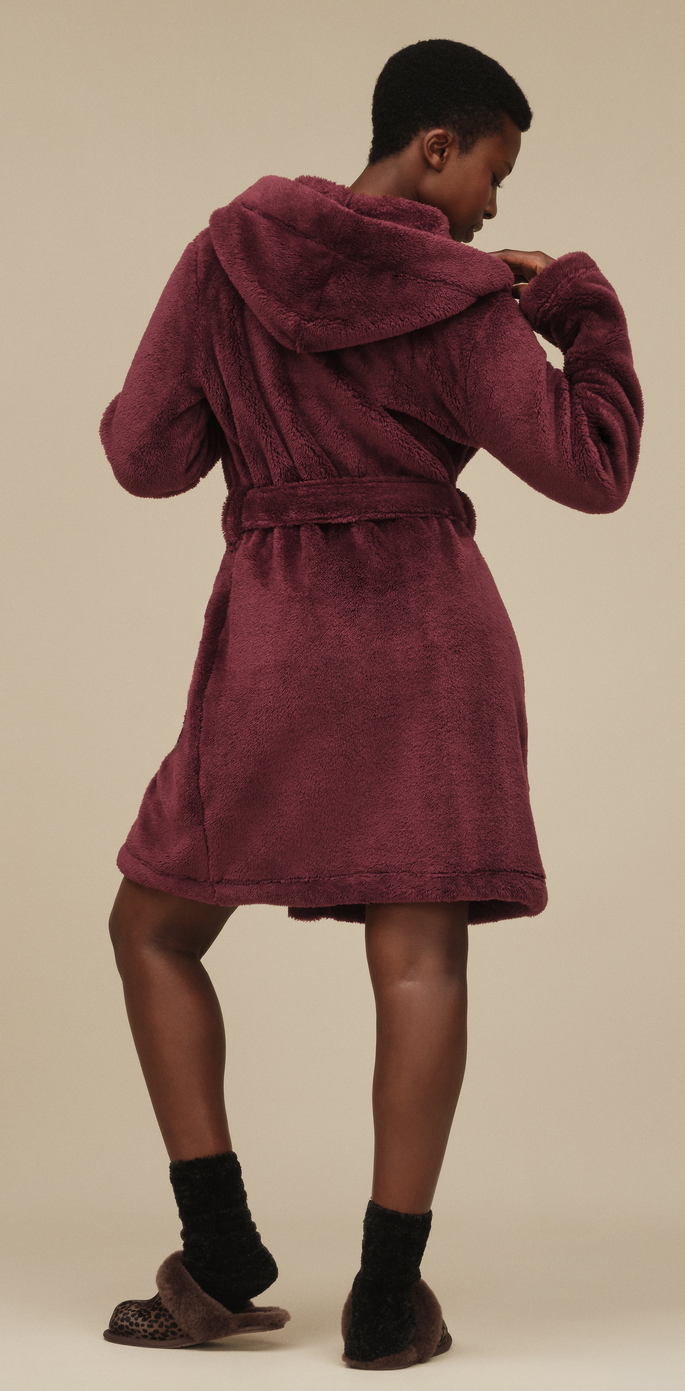 UGG Aarti Robe – Cozy, Plush, and Perfect for Lounging    UGG