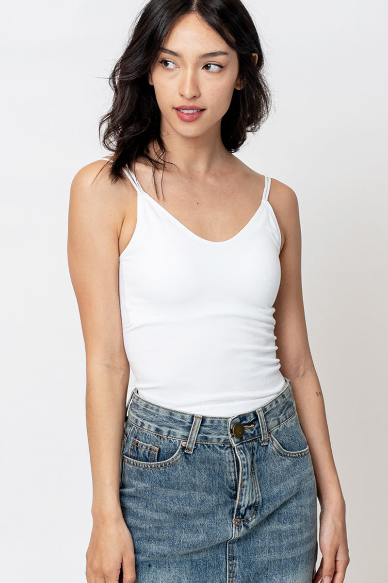 Maya Cami Top – Sleek, Supportive & Effortlessly Versatile