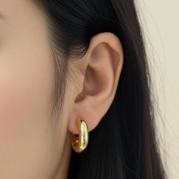 SIGNATURE MINI HOOP EARRINGS    JOIA TRADING CO.