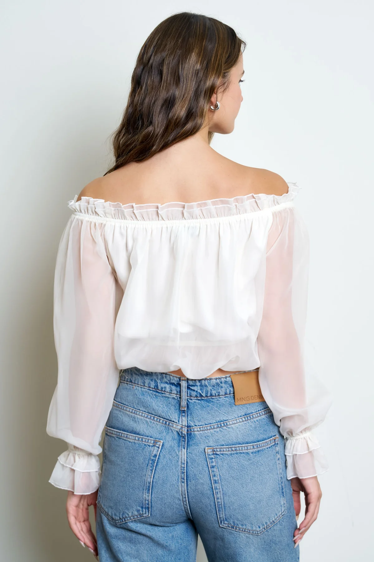 ROMANTIC OFF THE SHOULDER TOP    BLU PEPPER