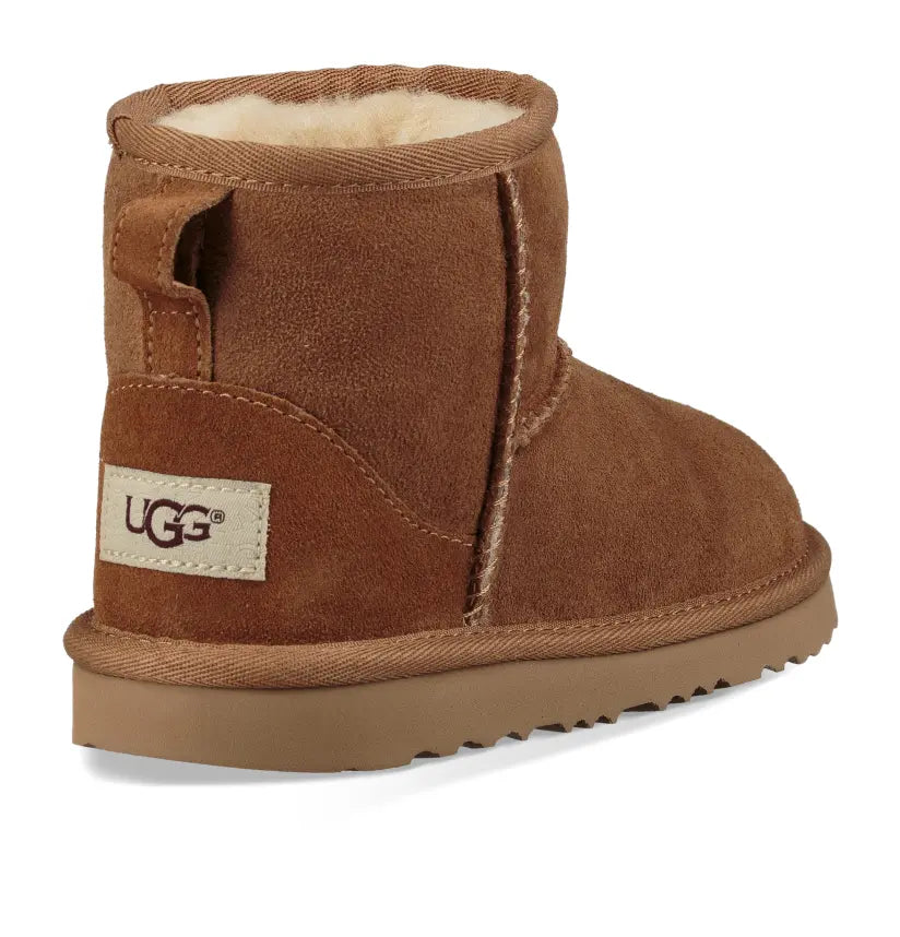 Kid’s UGG Classic Mini II – Cozy Comfort for All-Day Play UGG