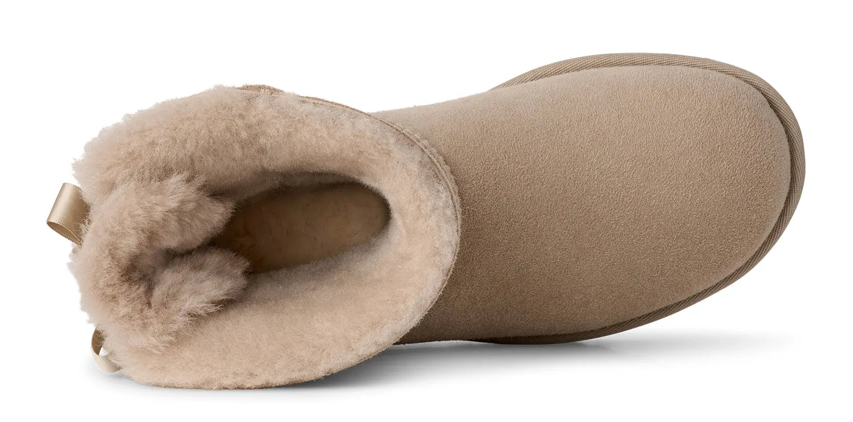 Women’s UGG Mini Bailey Bow II – Cozy Sheepskin Boot with a Feminine Touch