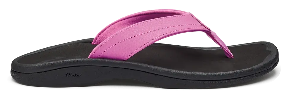 Women’s OluKai ‘Ohana – Water-Resistant, Cushioned & Island-Inspired Comfort