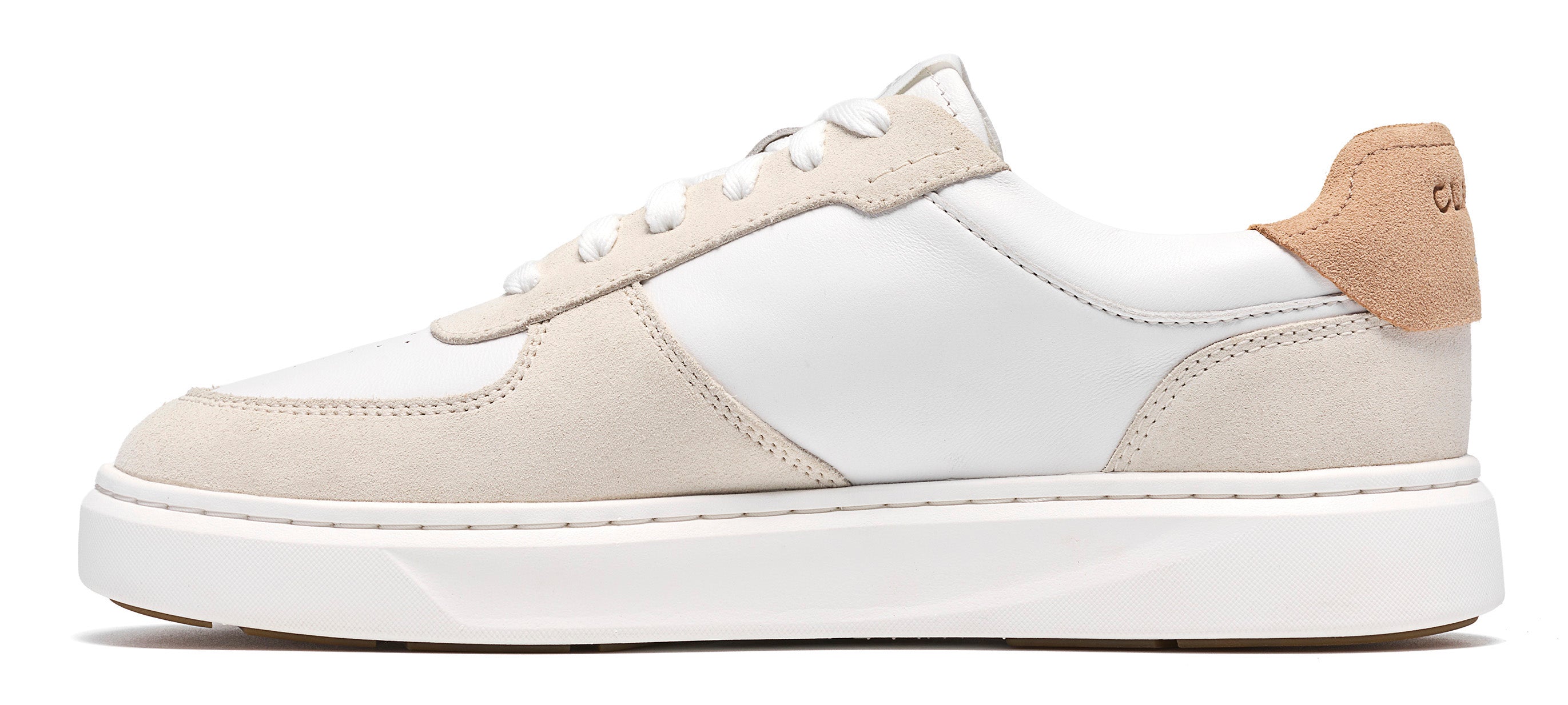 Women’s Clarks Code C Court – Advanced Cushioning with Everyday Style