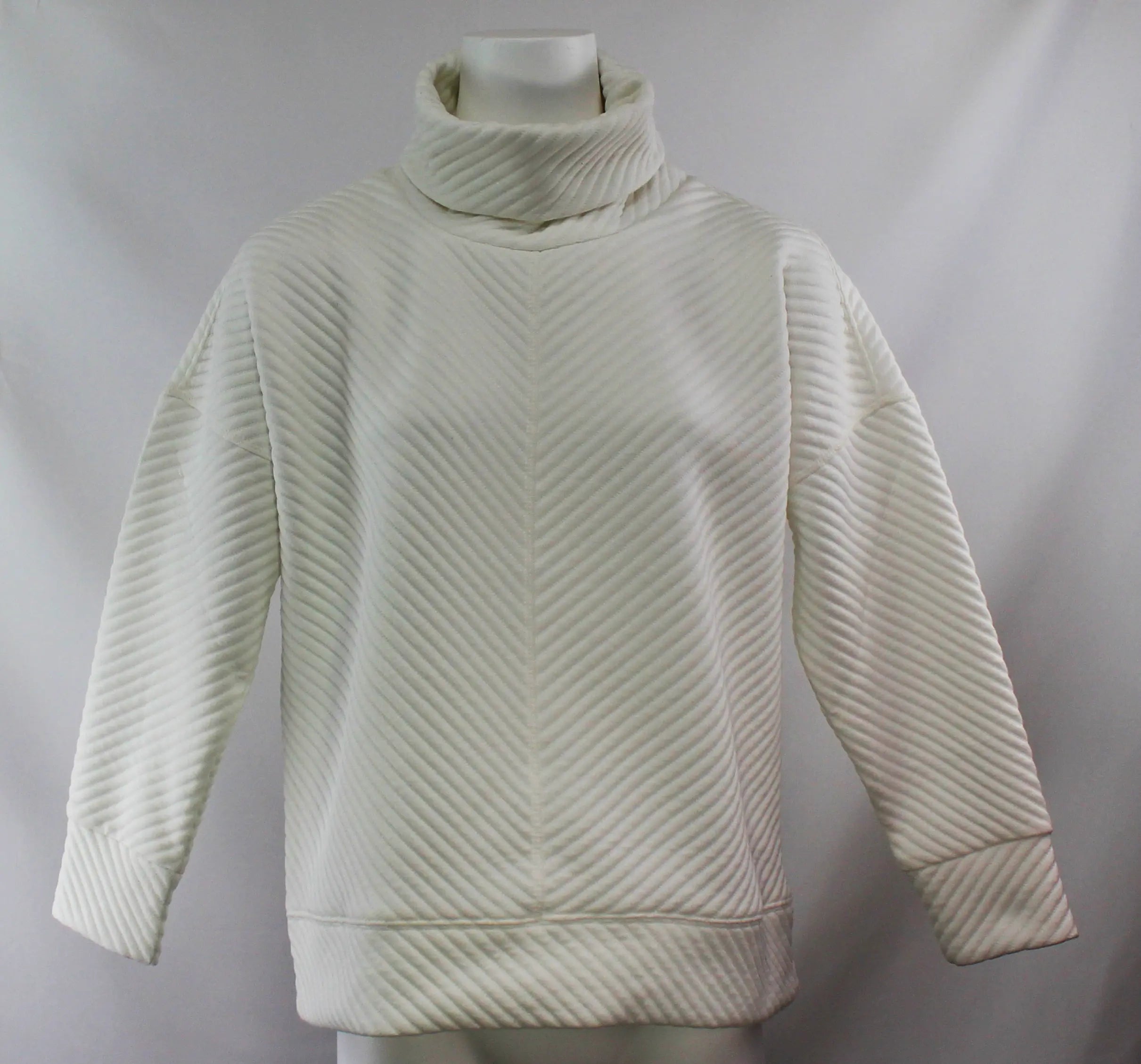 Keren Hart Classy Cozy Sweater – Luxe Texture & Comfort for Chilly Days  WHITE-XL  KEREN HART