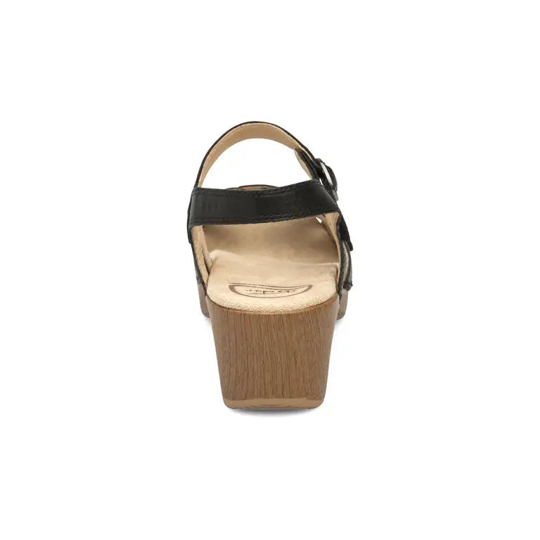 Women’s Dansko Season Sandal – Effortless Comfort with a Custom Fit    DANSKO