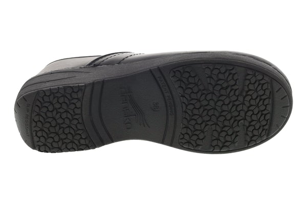 Women's Dansko XP 2.0 Pull Up – Lightweight Leather Work Clog