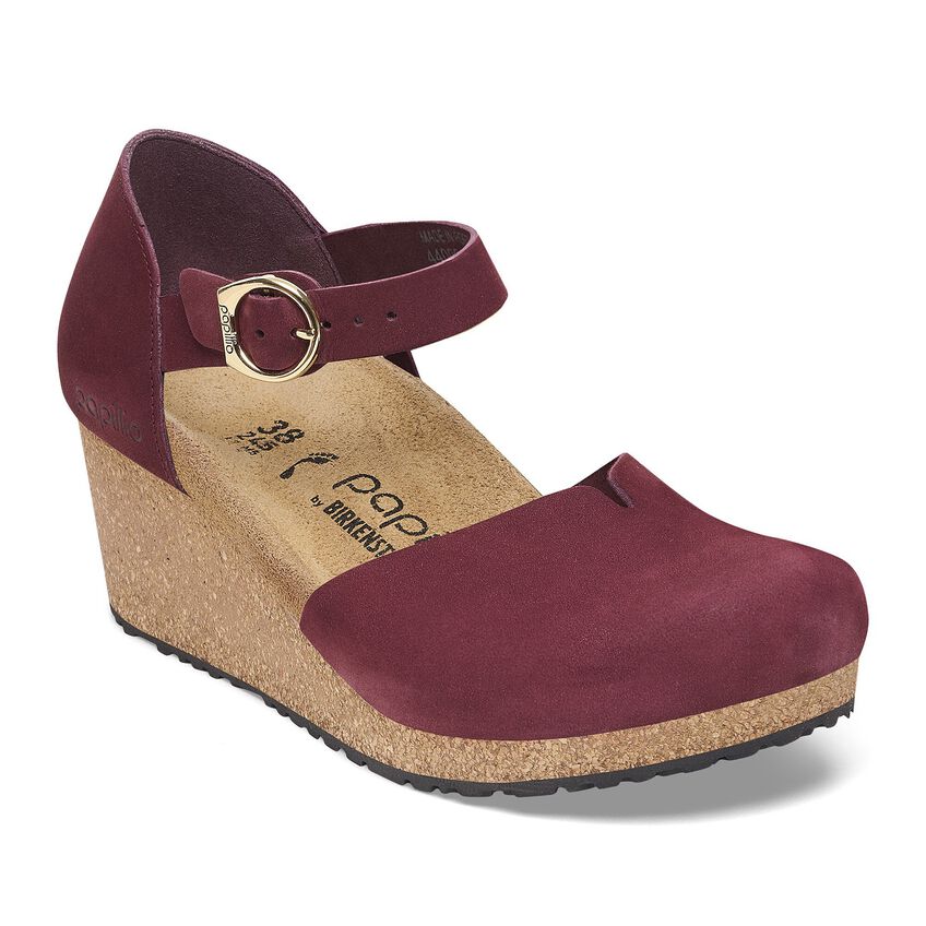 Birkenstock Mary Ring-Buckle Leather – Classic Comfort with a Stylish Twist    BIRKENSTOCK