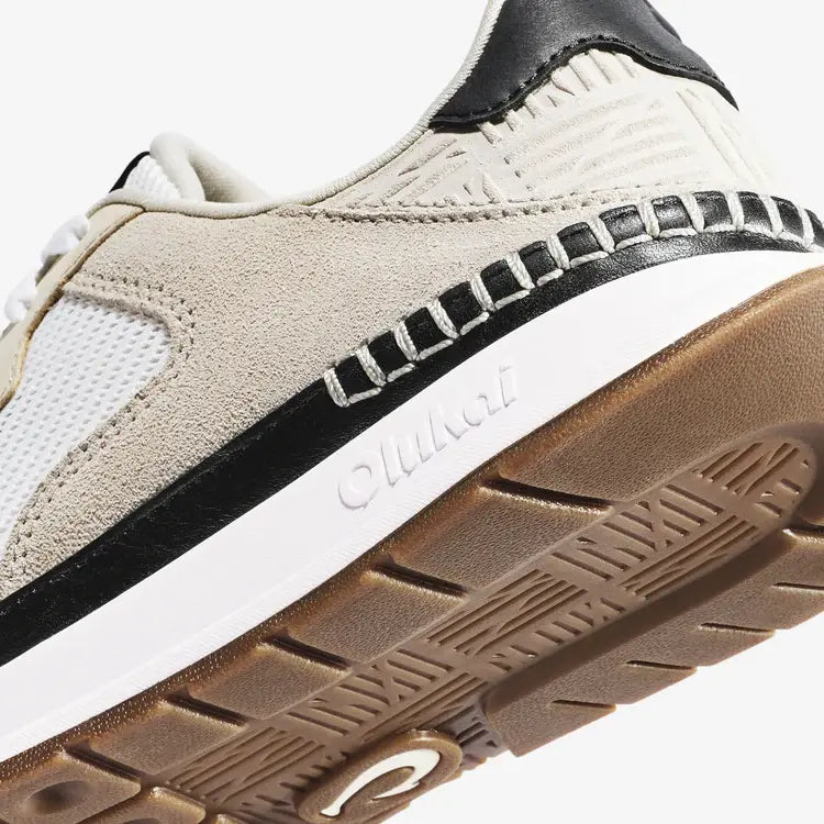 Women’s OluKai Koke – Retro-Inspired Style with Modern Comfort